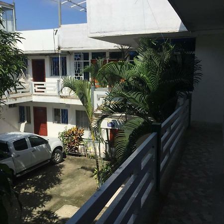 פדרנאלס Hostal Sarai מראה חיצוני תמונה