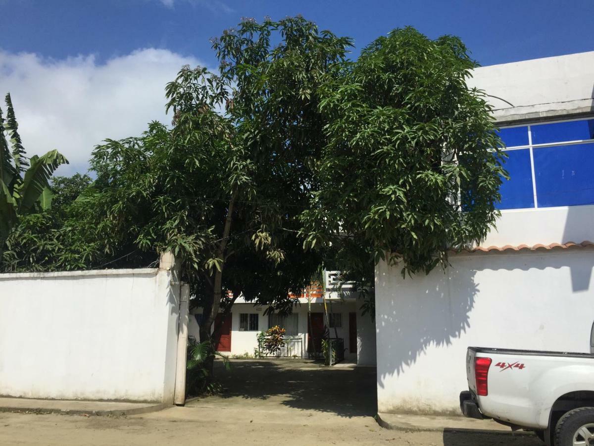 פדרנאלס Hostal Sarai מראה חיצוני תמונה