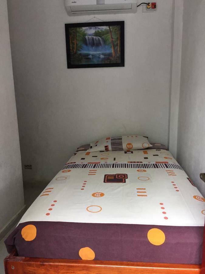פדרנאלס Hostal Sarai מראה חיצוני תמונה